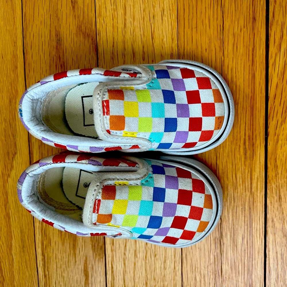 Baby size 2 van sneakers